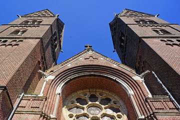 Pfarrkirche St. Lambertus in NETTETASL-BREYELL