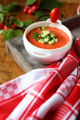 Turkish tomato soup with lentils