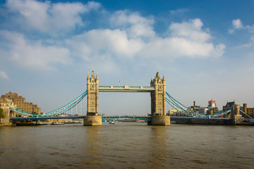 Fototapeta na wymiar Tower Bridge w Londynie, Anglia, Wielka Brytania