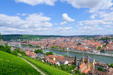 Fototapeta na wymiar Miasto w Würzburgu w Niemczech