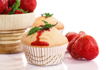 strawberry muffins