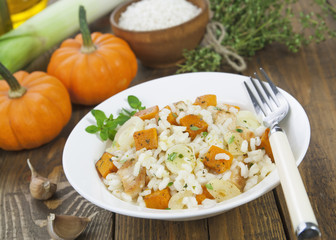 Risotto with chicken, pumpkin and leek