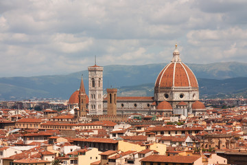Fototapeta na wymiar Florence - Basilica di Santa Maria del Fiori with Tower of Campa