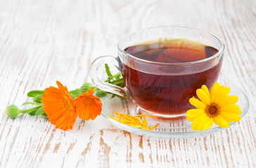Tea with calendula