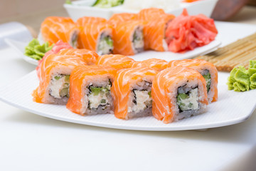 Philadelphia sushi roll