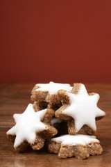 Star-shaped cinnamon biscuit