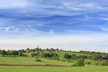 Fototapeta na wymiar Dorf in Bayern