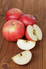 Naklejka na ściany i meble gala apples on wood table