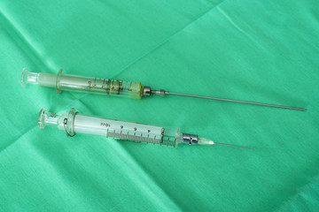 Glass syringe