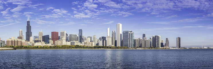 Fototapeta na wymiar Downtown of Chicago morning panorama