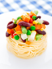 Pasta with vegetables