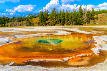 Chromatic Pool, Yellowstone National Park, Upper Geyser Basin, W