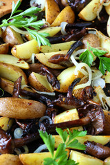 roasted potato wedges and mushrooms