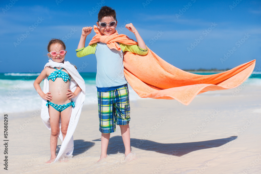 Wall mural superheros at a beach