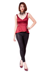 Fototapeta premium junge asiatische attraktive frau mit roten lippen isoliert