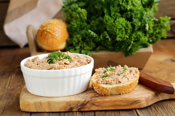 homemade meat snack chicken liver pate with parsley