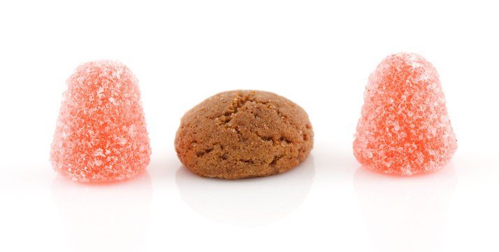 Pepernoot (ginger nuts) and tumtum candy
