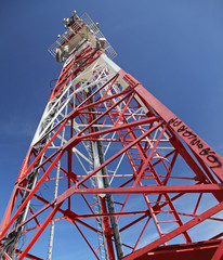 Telecommunication transmitter