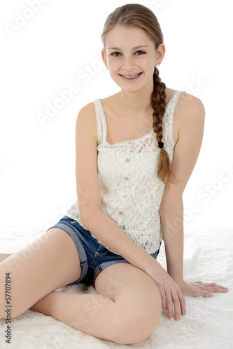 It appears you are using an Ad-blocker plugin! Teenager infos> die kindfrau kindfrau oder lolita sind begriffe für mädchen oder frauen, die sowohl merkmale der kindlichkeit als auch der. Mode online store kleidung forex-trade1.ga Mode on line save kleidung schuhe möbel kaufen quelle versand willkommen im online keep von forex-trade1.ga!