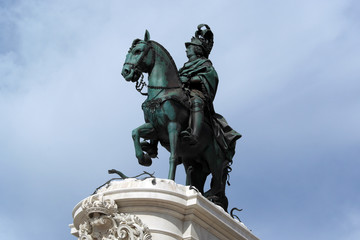 Obraz premium King Joseph statue at the commerce square, Lisbon, Portugal