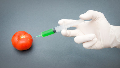 Inserting toxic modified liquid in vegetables