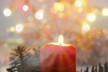 rote Weihnachtskerze