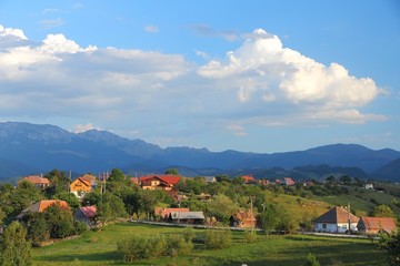 Fototapeta na wymiar Romania countryside - Piatra Craiului mountains