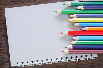 Obraz premium color pencils and note