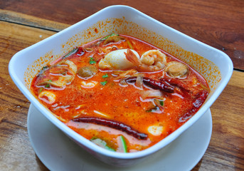hot and sour soup (Tom Yum Goong, Thai food)