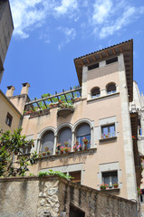 Fototapeta na wymiar Old house in the center of Girona