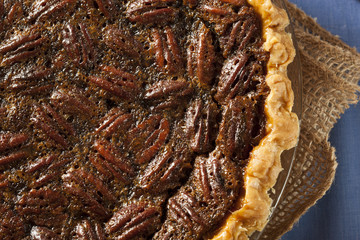 Homemade Delicious Pecan Pie