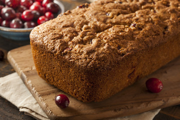 Homemade Delicious Cranberry Bread