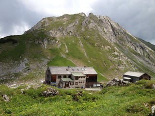 hüttenwandern