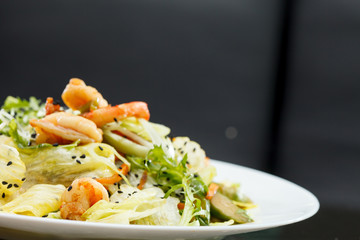 salad with shrimps