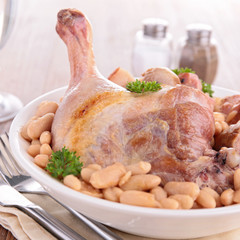 white bean with meat