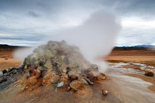 Hverar&ouml;nd, volcanic area