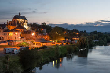 Obraz premium Pont de l'Arche, beautiful Normandy town on the bank of Seine