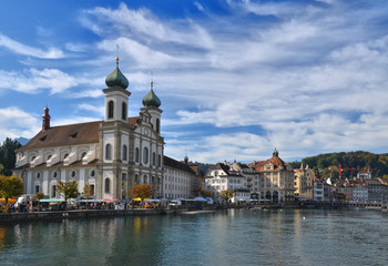 Fototapeta na wymiar Kościół jezuitów w Lucerna, Szwajcaria