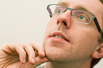 Mensch_Mann_Nachdenklich