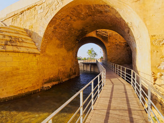 Fototapeta na wymiar Roman Bridge w Kordobie, w Hiszpanii