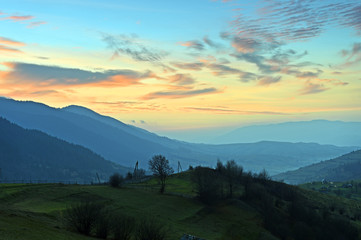 Hoskhod sun in the mountains