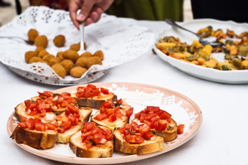 Bruschette and olive ascolane