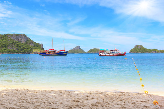Thailand beach with Boats and sun