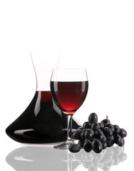 Composition of grapes and red wine.