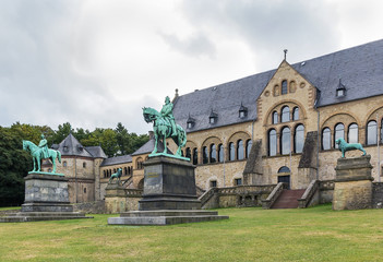 Fototapeta na wymiar Mediaeval Imperial Palace in Goslar, Germany