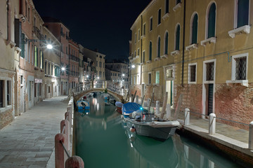 Fototapeta na wymiar The Light of Venice Long exposure By Night.