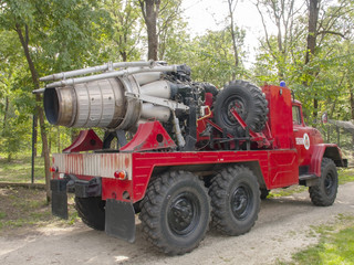 Fototapeta na wymiar MIG-15 jet engine, which is used toextinguish oil well fire