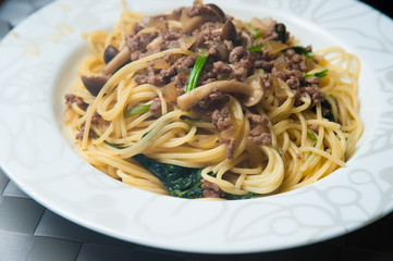 キノコの和風スパゲッティ