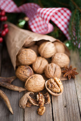 Weihnachtszeit, Walnüsse