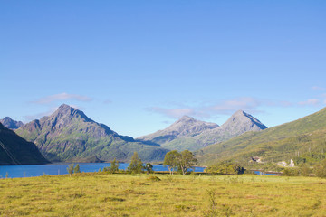 Naklejka premium Solar mountains and a tunnel